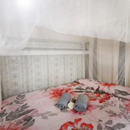 Pensión Mahalo Healthy House *